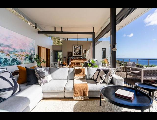 4 BEDROOM HOUSE FOR SALE IN LLANDUDNO